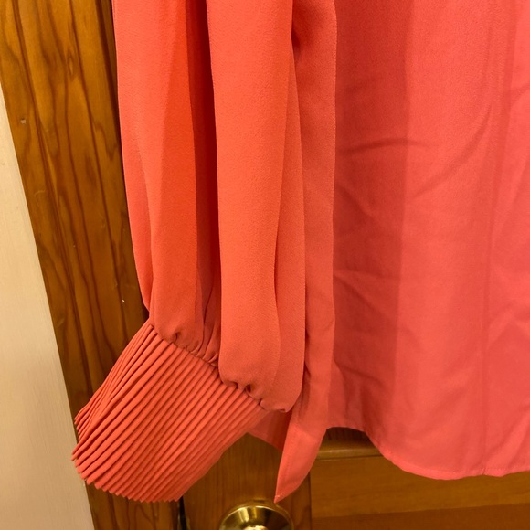 Ann Taylor Factory Long Sleeve Blouse – Coral – Size Large – NWT - Picture 2 of 3